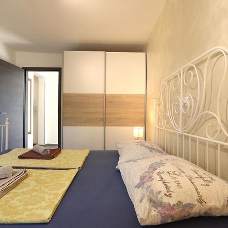Holiday House "Laurus Garden" With Private Parking 梅杜林 外观 照片