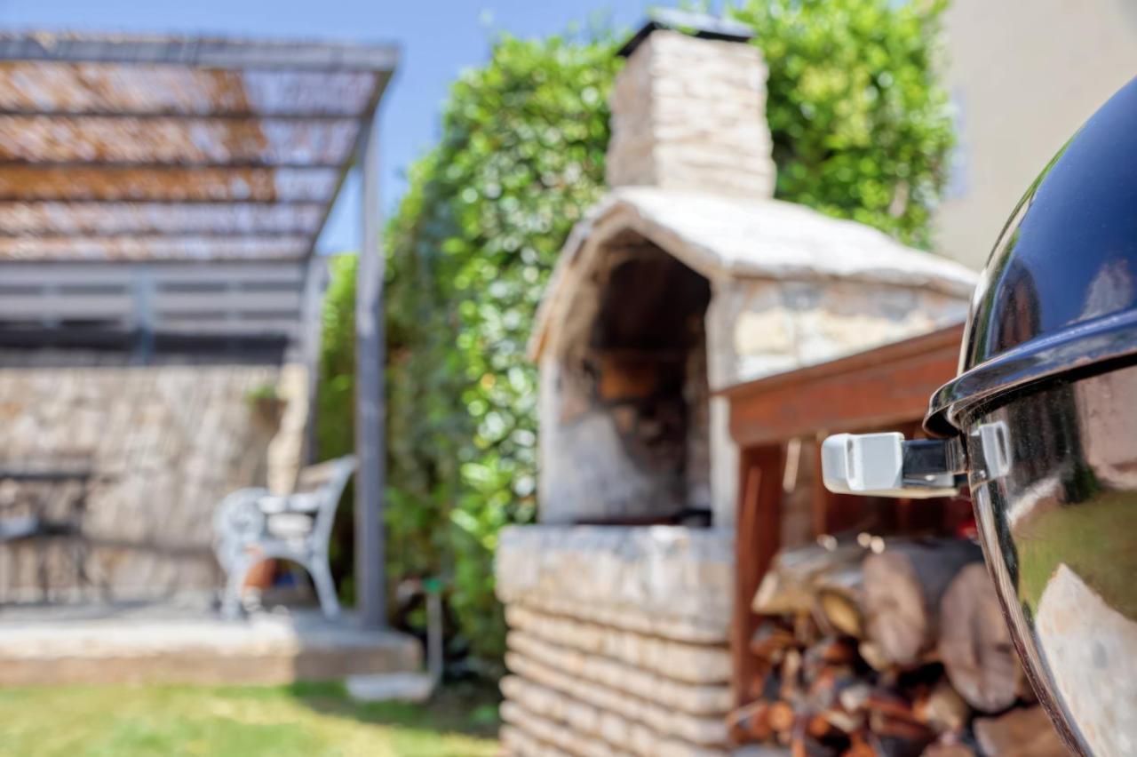 Holiday House "Laurus Garden" With Private Parking 梅杜林 外观 照片