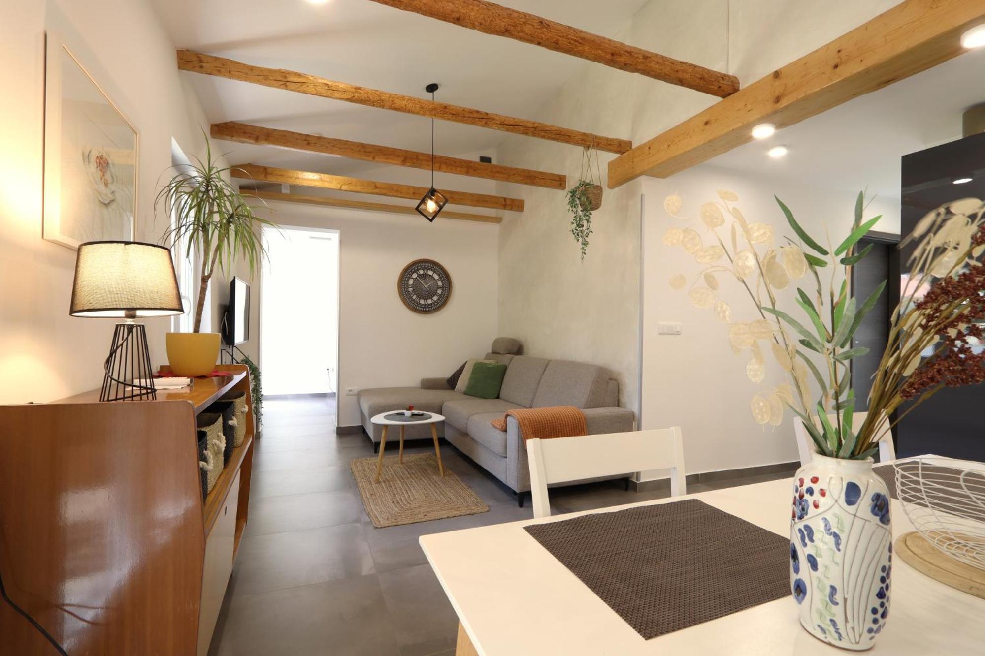 Holiday House "Laurus Garden" With Private Parking 梅杜林 外观 照片