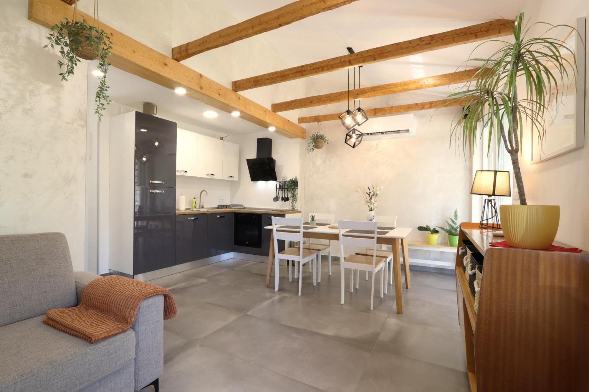 Holiday House "Laurus Garden" With Private Parking 梅杜林 外观 照片