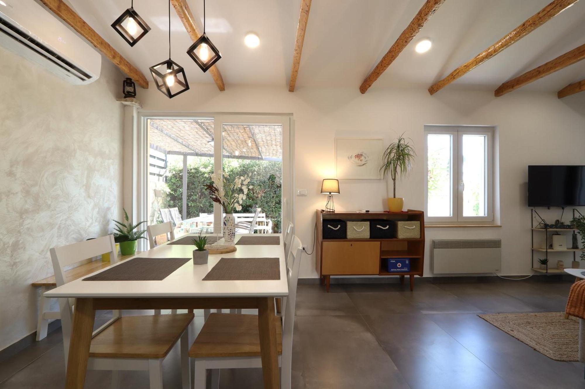 Holiday House "Laurus Garden" With Private Parking 梅杜林 外观 照片